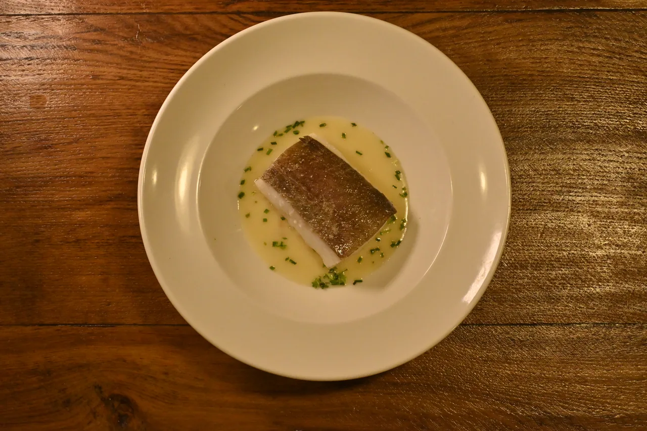 Bacalao confitado en aceite de liliáceas